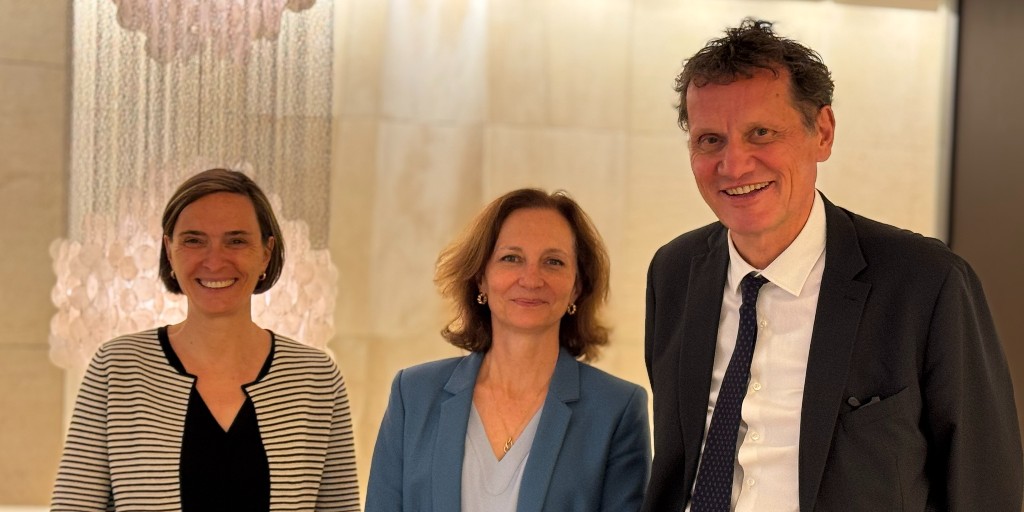 The FSB (@finstbboard) on Twitter photo The <a href="/FSB/">FSB</a> <a href="/OECD/">OECD ➡️ Better Policies for Better Lives</a> <a href="/FATFNews/">FATF</a> Forum on Cross-Border Payments Data holds its first meeting on 20-21 May, bringing together public & private sector participants, incl. data protection agencies, to address frictions in #CrossborderPayments arising from data-related issues The <a href="/FSB/">FSB</a> <a href="/OECD/">OECD ➡️ Better Policies for Better Lives</a> <a href="/FATFNews/">FATF</a> Forum on Cross-Border Payments Data holds its first meeting on 20-21 May, bringing together public & private sector participants, incl. data protection agencies, to address frictions in #CrossborderPayments arising from data-related issues