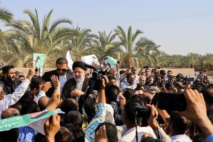 ابطحی: شهید رئیسی مرد گفت‌وگو بود، نه تعصب و پیش‌داوری.
#خادم_حرم_ایران
#احیاگر_صنعت