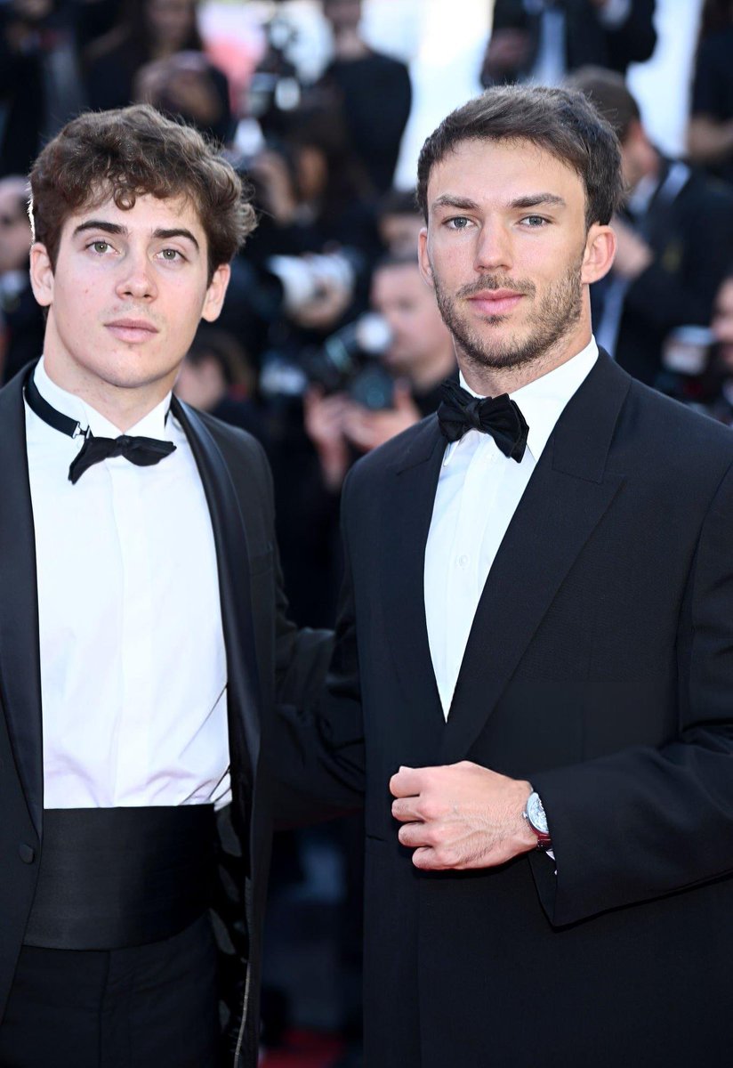 poloformula's tweet photo. 👉La pareja de Pierre Gasly en el Festival de Cannes?
Franco Colapinto.

El año pasado habia ido con su pareja. https://t.co/H9hWFBBfUT