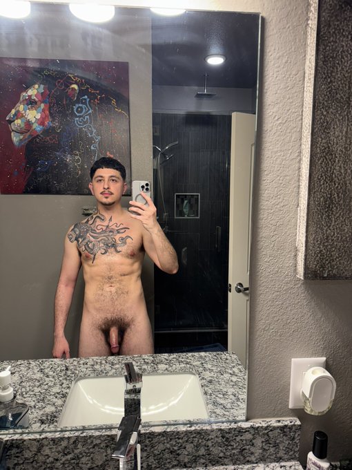 Watch ASAP's leaked NSFW photo on TwXstars