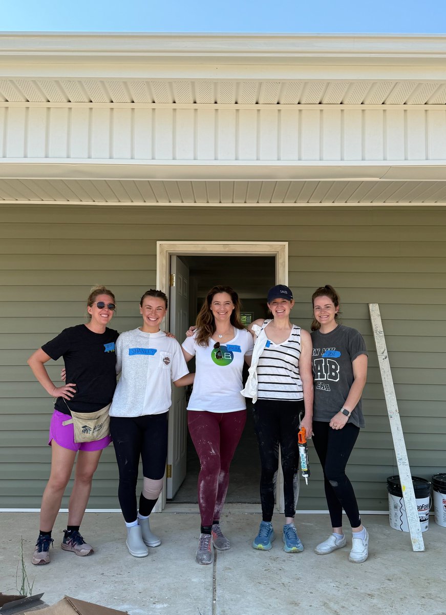 1ABMedia's tweet image. Some of our Wilmington crew volunteered w/ Cape Fear Habitat for Humanity last week! Jen, Ashlea, Josie, Katie, & Shanley helped w/ some crucial parts of a home build in a new affordable housing neighborhood. Thank you to CFHH for letting us be a small part of this project.