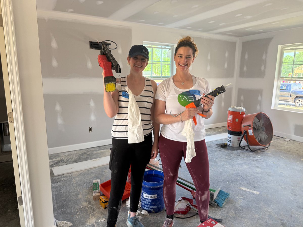 1ABMedia's tweet image. Some of our Wilmington crew volunteered w/ Cape Fear Habitat for Humanity last week! Jen, Ashlea, Josie, Katie, & Shanley helped w/ some crucial parts of a home build in a new affordable housing neighborhood. Thank you to CFHH for letting us be a small part of this project.