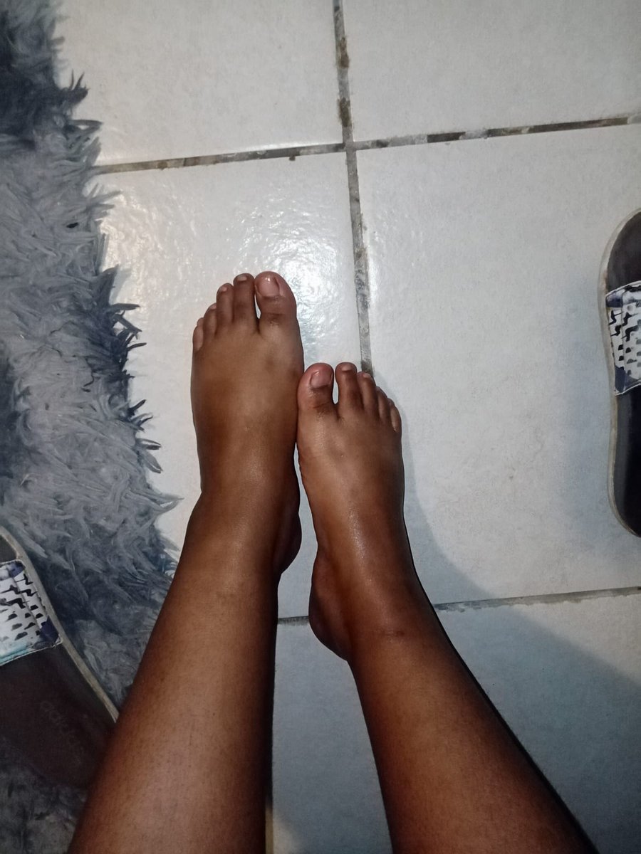 mzansi_feet's tweet photo. https://t.co/MyhwkF70C7