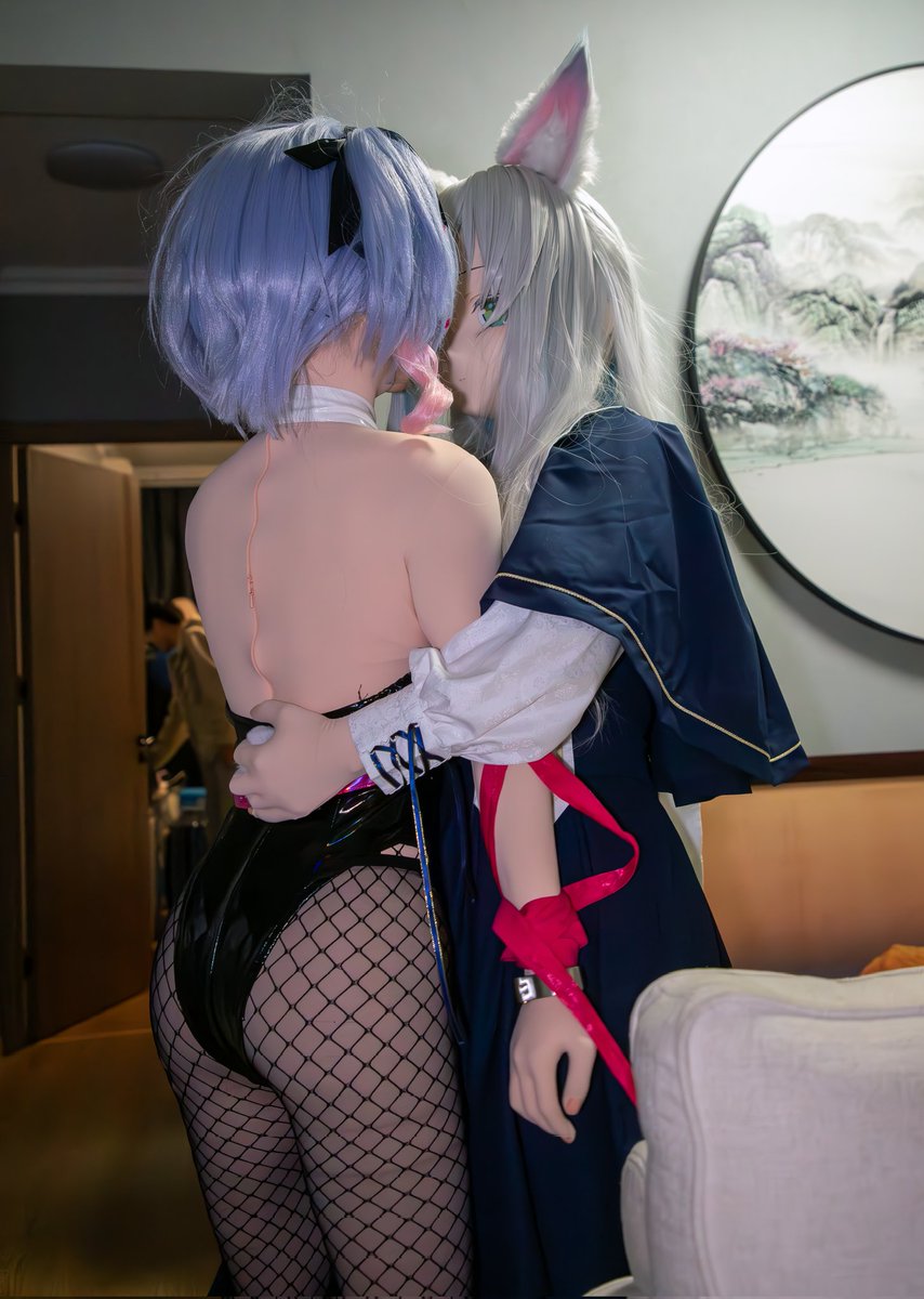 牌发得不错🤗来嘴一个
🐰<a href="/Flyinglight2006/">飞光</a>
🧐<a href="/luobosp2/">萝卜bo</a> <a href="/homemade_hiemal/">Hiemal</a>
📸<a href="/TarsMark2/">梓楚 Branka</a>
#kigurumi #着ぐるみ
#2025_1st_TPLink_Conference_on_Kigurumics