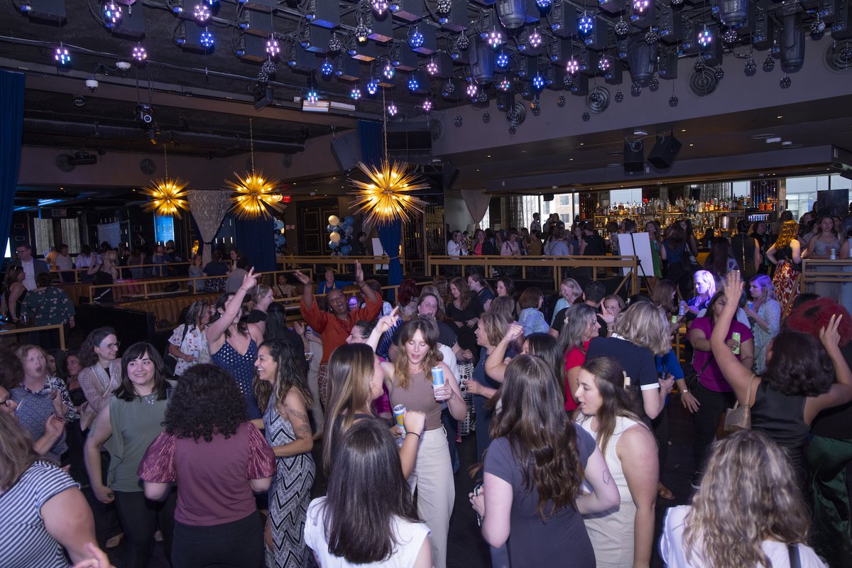 globeevents's tweet photo. Last chance to RSVP! The Boston Globe's Salute to Nurses event, presented by Keches Law, is happening TONIGHT at 6:00 PM at the Grand in Seaport.

Join us for a night of giveaways, drinks, &amp; food!

This event is FREE for nurses! Register now: https://t.co/kxgFcA1fWK https://t.co/XISHNyUPgm