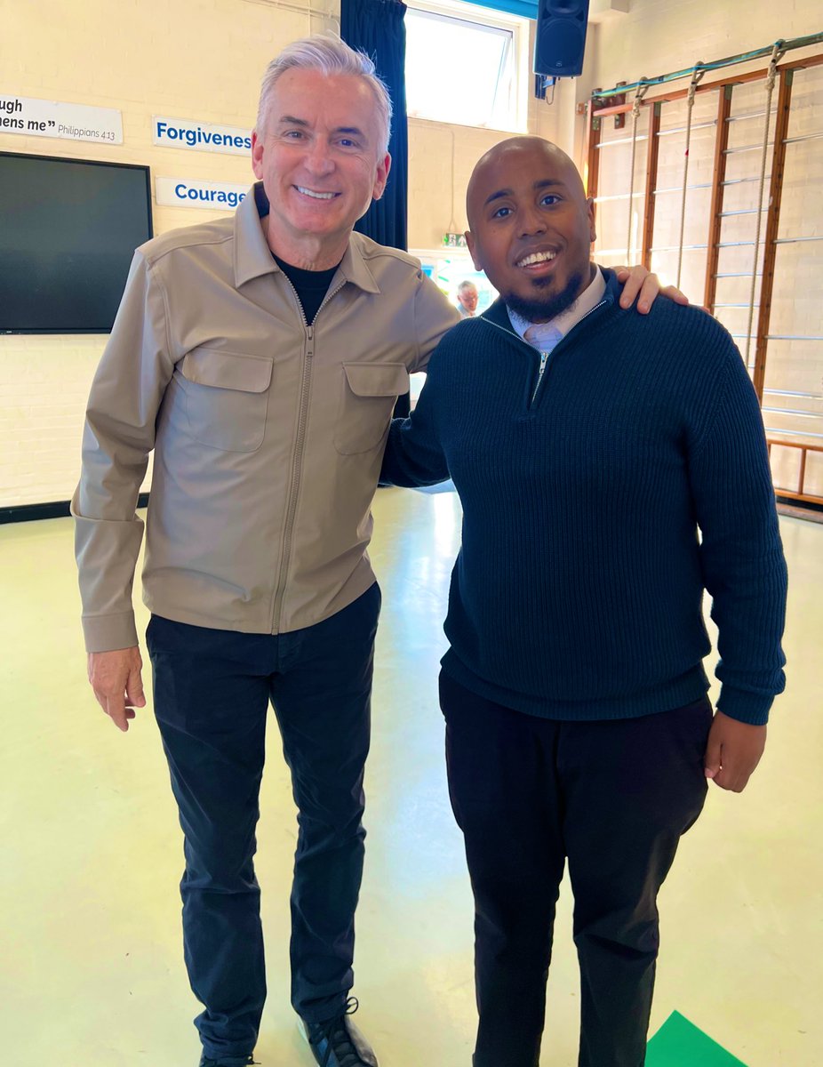 Bashir Ibrahim (@bashoibrahim) on Twitter photo 🔴 Two amazing events last week as an Arsenal Councillor;
⚽️ Attended the open training of <a href="/Arsenal/">Arsenal</a> ahead of their last home match of the season
🥅 Unveiling the Ken Friar pitch at St John’s Highbury Vale Primary School with Arsenal legend Ken Friar, <a href="/9smudge/">Alan Smith</a> and <a href="/Gunnersaurus/">Gunnersaurus</a>! 🔴 Two amazing events last week as an Arsenal Councillor;
⚽️ Attended the open training of <a href="/Arsenal/">Arsenal</a> ahead of their last home match of the season
🥅 Unveiling the Ken Friar pitch at St John’s Highbury Vale Primary School with Arsenal legend Ken Friar, <a href="/9smudge/">Alan Smith</a> and <a href="/Gunnersaurus/">Gunnersaurus</a>!