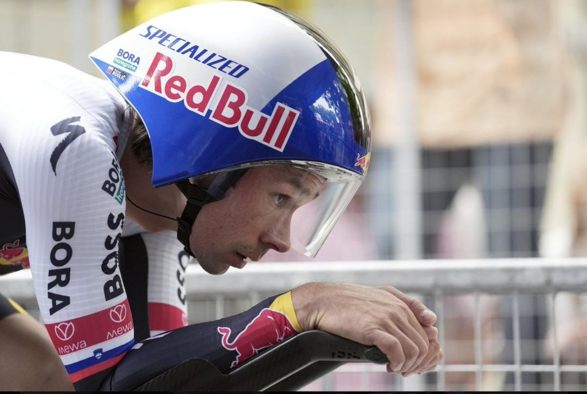 Slovenec_sem7's tweet photo. "Bolečine, ki ne pridejo do srca, niso omembe vredne."👍🇸🇮😇
@rogla https://t.co/wCDiTHohxM