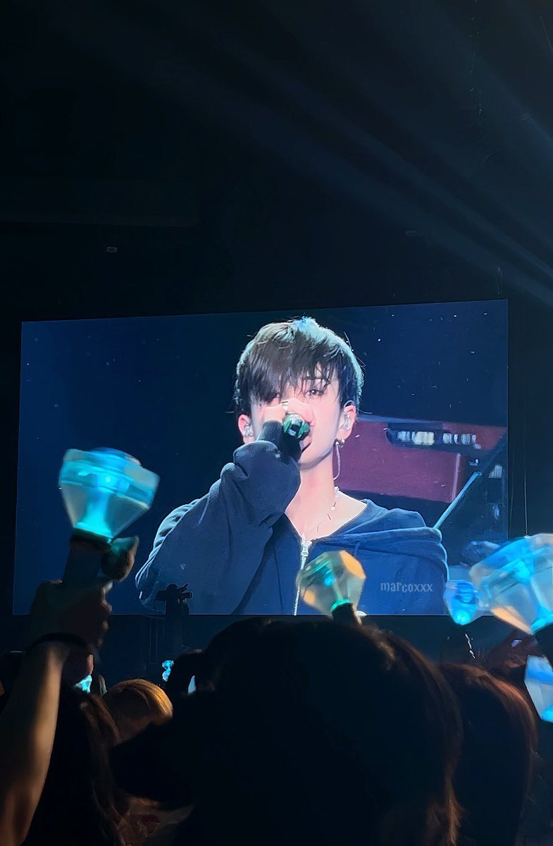 woo_treasure_sa's tweet image. この朝光さんがスクリーン映ったときみんな大絶叫でちょっと会場揺れてたもんね