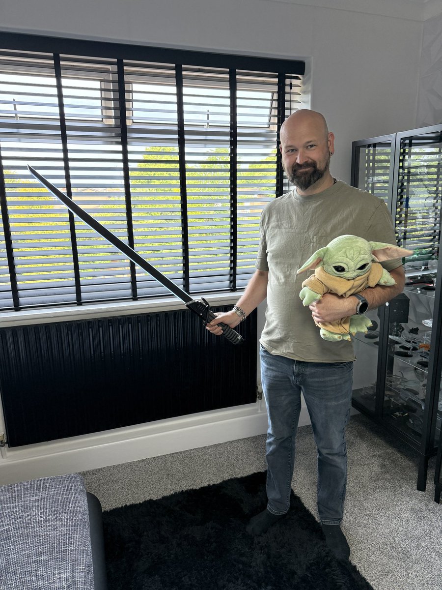 Thanks to <a href="/RyuDragon1991/">Ryu</a> for an amazing birthday, had my first lightsaber then Pac-Man live experience and a few cocktails. Been a brilliant day, you’ve made it magical. Love you babe xx