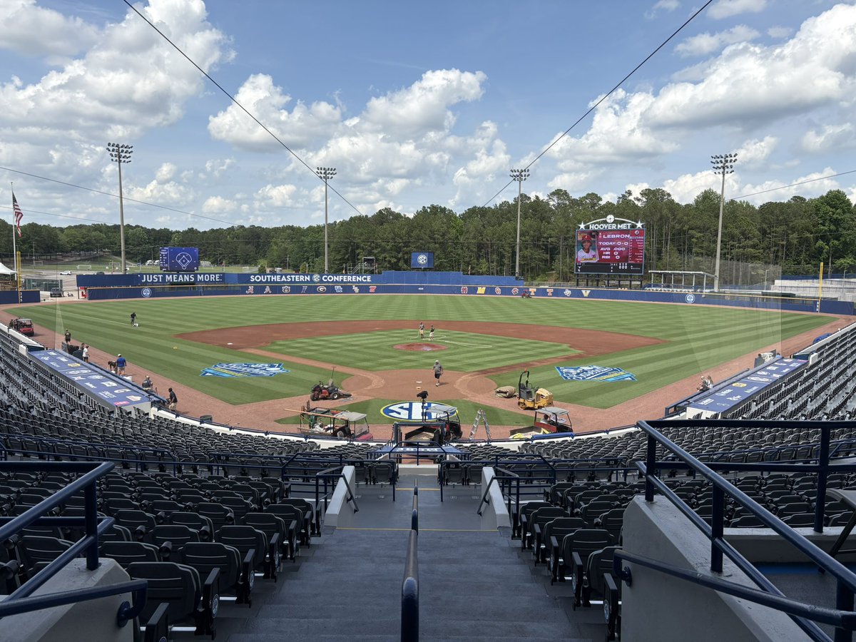 Darren Headrick (@darren_headrick) on Twitter photo Greetings from Hoover! Aside from Omaha, you won’t find a better setting for a conference tournament. Our <a href="/UKSportsNetwork/">UK Sports Network</a> coverage of <a href="/UKBaseball/">Kentucky Baseball</a> in the SECT vs OU begins at 1:30p ET. On the countdown to a 1:45 FP, we’ll visit with <a href="/Devin_Burkes/">Devin Burkes</a> and <a href="/Coach_Mingione/">Nick Mingione</a>! Greetings from Hoover! Aside from Omaha, you won’t find a better setting for a conference tournament. Our <a href="/UKSportsNetwork/">UK Sports Network</a> coverage of <a href="/UKBaseball/">Kentucky Baseball</a> in the SECT vs OU begins at 1:30p ET. On the countdown to a 1:45 FP, we’ll visit with <a href="/Devin_Burkes/">Devin Burkes</a> and <a href="/Coach_Mingione/">Nick Mingione</a>!