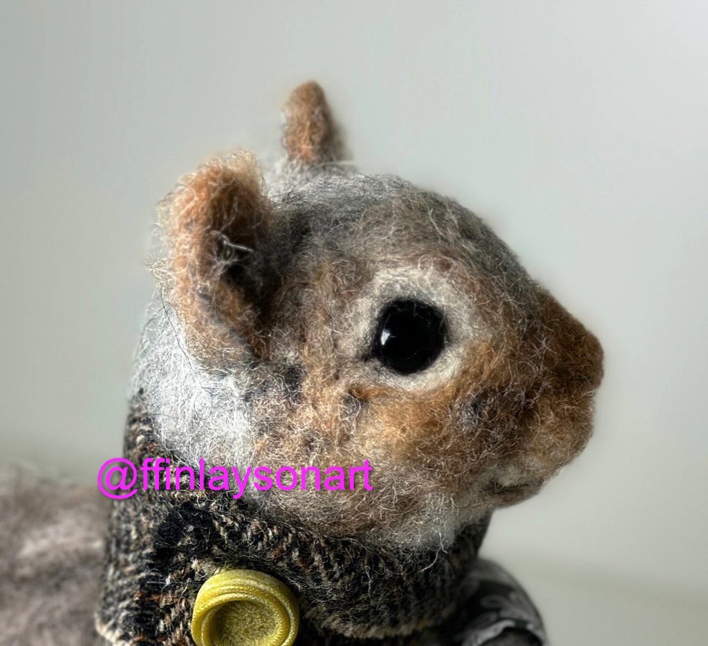 ffinlaysonart's tweet photo. A selection of needle felted Squirrels! https://t.co/KXxQqxDSeg
