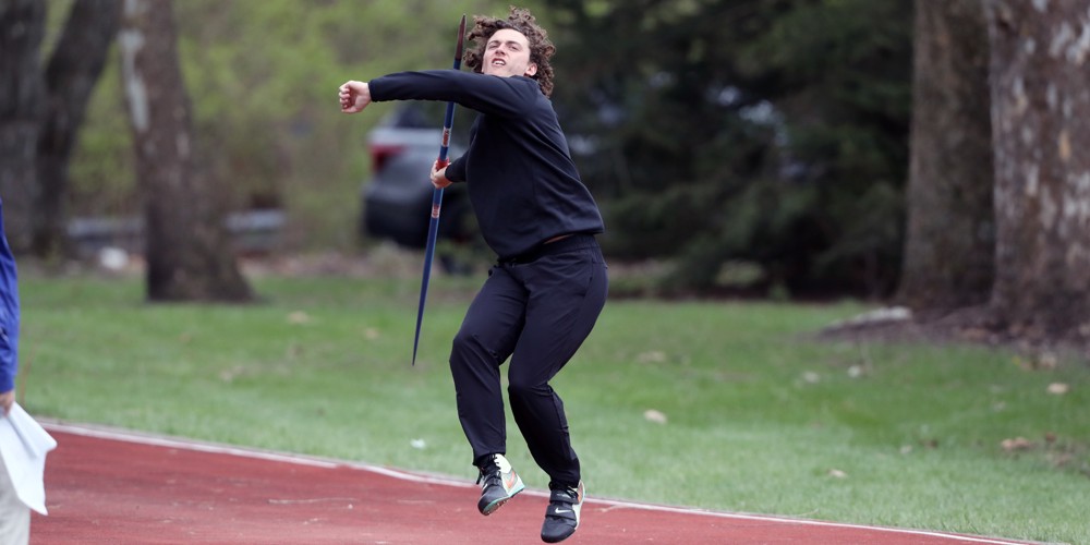 Meet the Bishops:  Get to know a little about Trey Theobald of the Ohio Wesleyan men's track &amp; field team!
battlingbishops.com/awards.aspx?ao…

<a href="/OWU_TFXC/">Ohio Wesleyan Track & Field / Cross Country</a> 
<a href="/mickeyalfano/">mickey ☆</a>