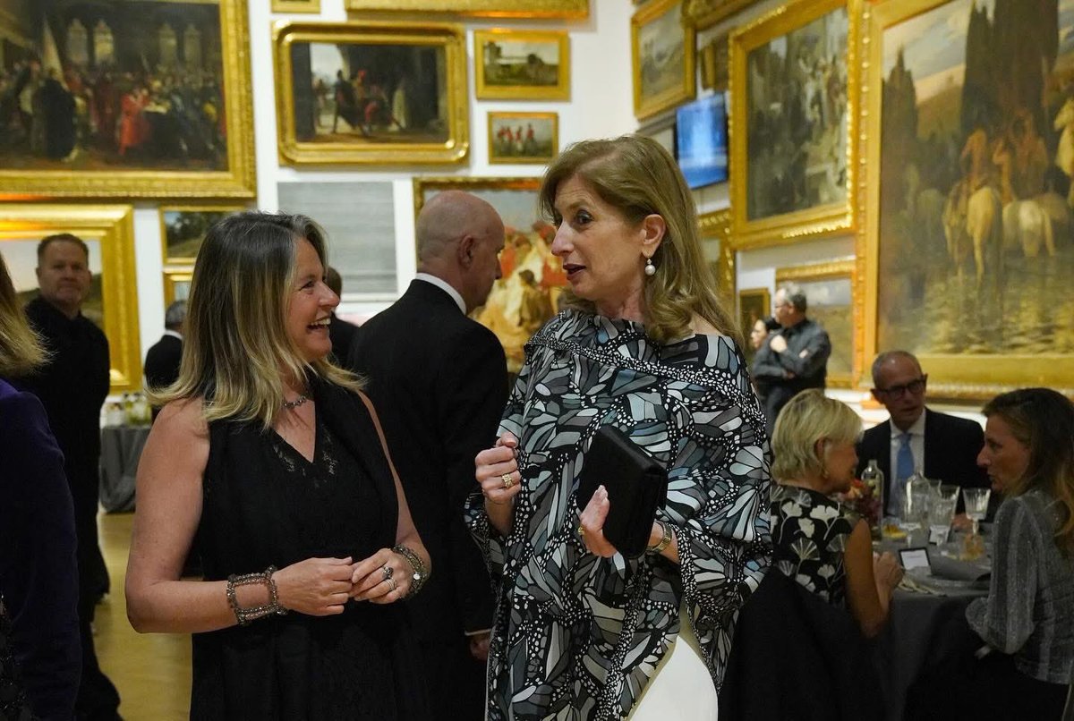 GPostiglione's tweet photo. “Una serata di relazioni, arte e visione”.

Un successo la cena di gala #TheArtSymposium nella straordinaria cornice della Quadreria della Galleria Nazionale di Arte Moderna e contemporanea a Roma 

Complimenti a @TheSkill_eu e a tutta l’organizzazione. Grazie per l’invito ❤️ https://t.co/1FbN10e1G4