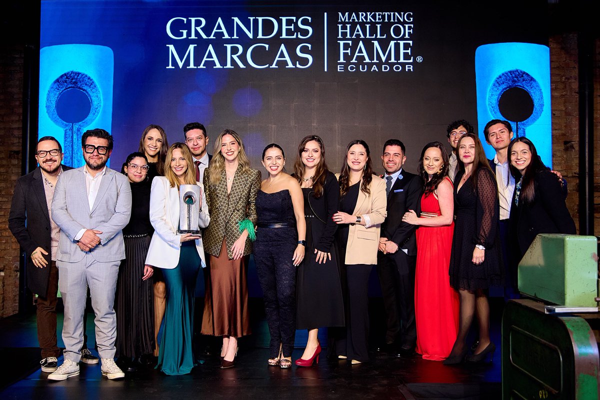 EcGrandesMarcas's tweet photo. ¡Celebramos una noche memorable llena de reconocimiento! 💫
Muchas felicidades @GalletasAmorEc por ser parte del Marketing Hall of Fame Ecuador.

#GrandesMarcasEc #MarketingHallOfFameEc https://t.co/2XlsYghIKO