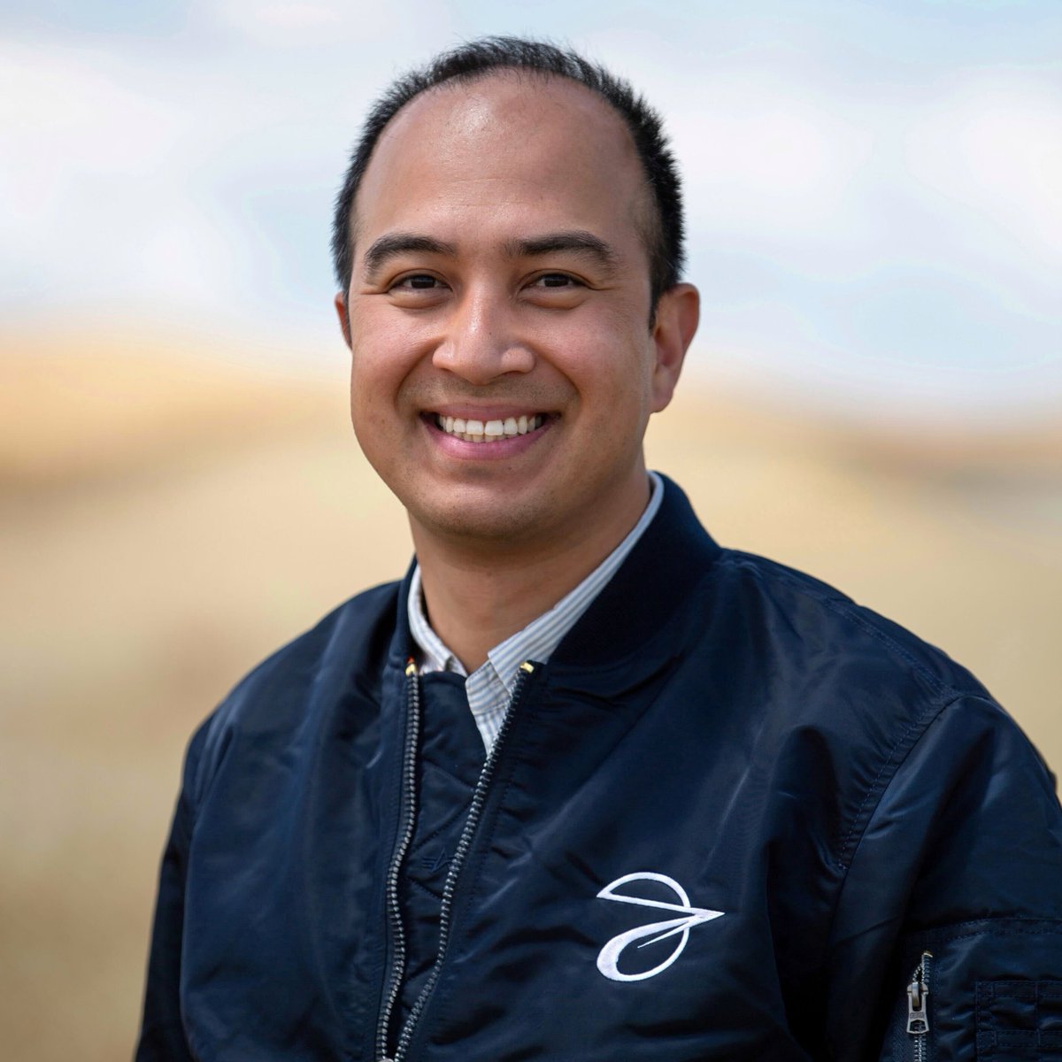 Elroy Air (@elroyair) on Twitter photo Today we welcome Mark Rodrigo to the Elroy Air team! Mark, who served as a captain in the United States Air Force joins us to lead Federal Business Development. 
Welcome to the team Mark!
elroyair.medium.com/mark-rodrigo-j… Today we welcome Mark Rodrigo to the Elroy Air team! Mark, who served as a captain in the United States Air Force joins us to lead Federal Business Development. 
Welcome to the team Mark!
elroyair.medium.com/mark-rodrigo-j…