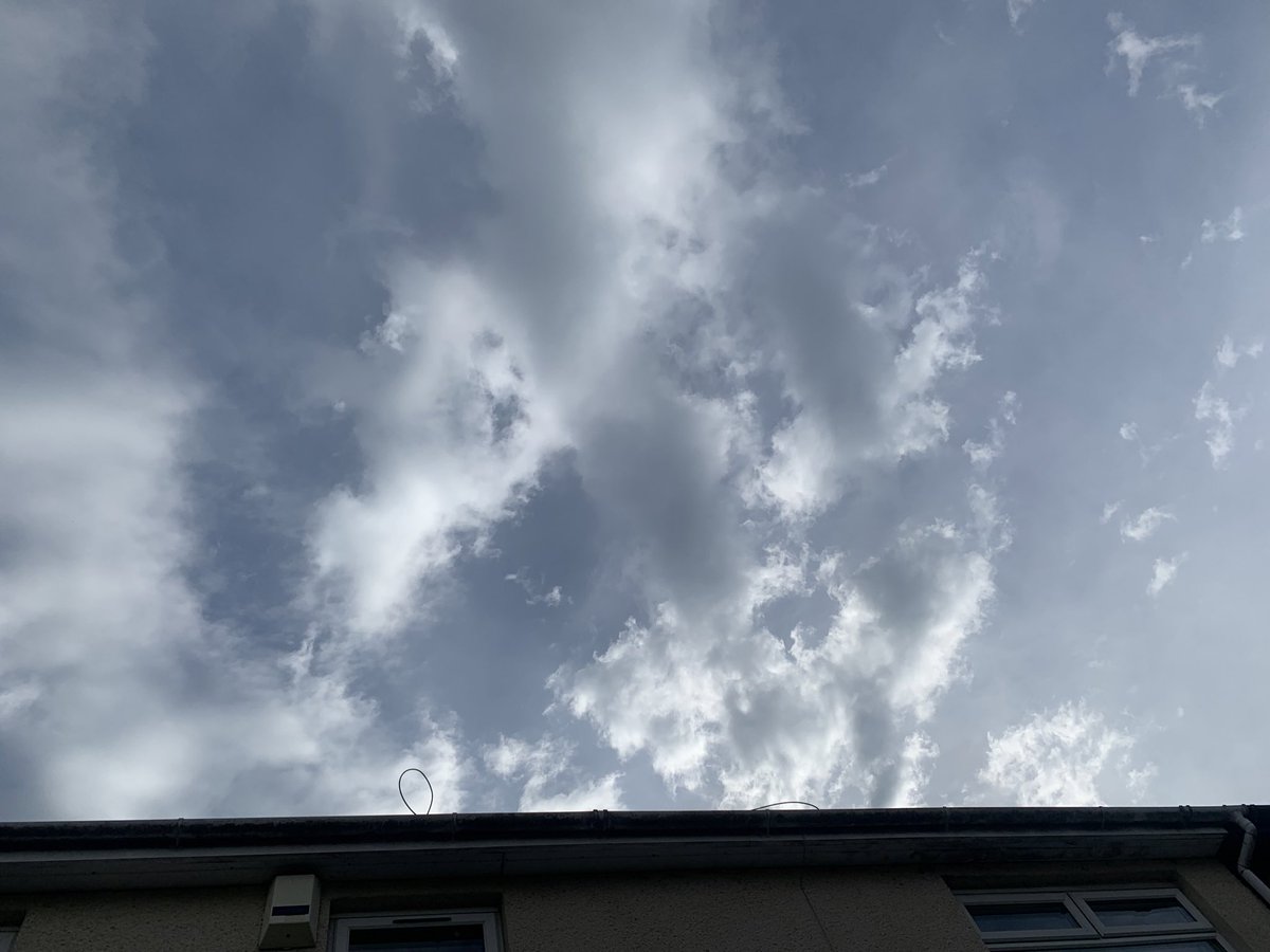 IonisedSkyWatch's tweet photo. Tuesday 20th May 2025 G66
Kirkintilloch, Current shitshow above!🙄🤮 #Nexrad #SRM #SkyFuckery #FrequencyWeapons #CrimesAgainstHumanity https://t.co/D90aAPJe4u