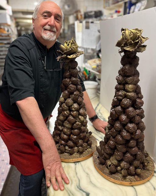 Join the fun #Ottawa Subscribe to our newsletter!  italianpastryshop.ca/join-our-commu…