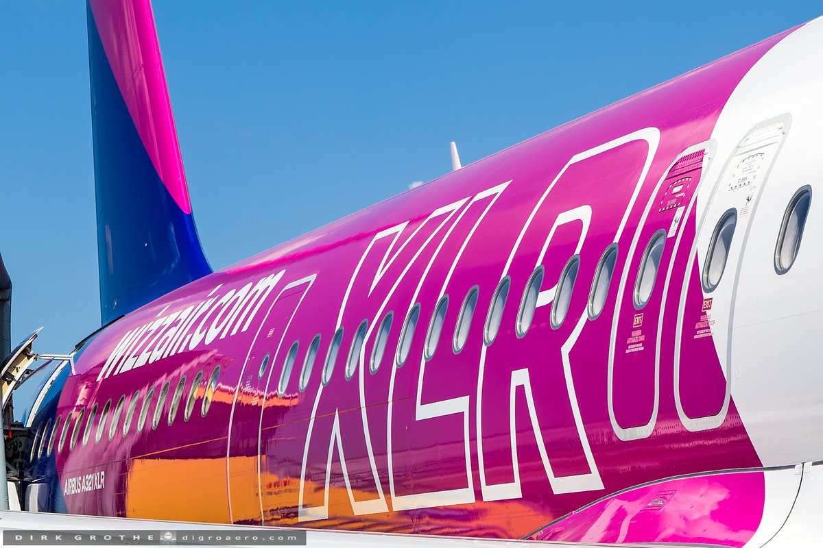 digro65's tweet image. perfect birthday gift for @wizzair today at @Airbus Hamburg:
after celebrating its 21st birthday yesterday, Wizz Air UK received its first of 47 ordered #A321XLR, which is the first XLR delivered to a low-cost airline and the first XLR delivered with the @prattandwhitney PW1100G…