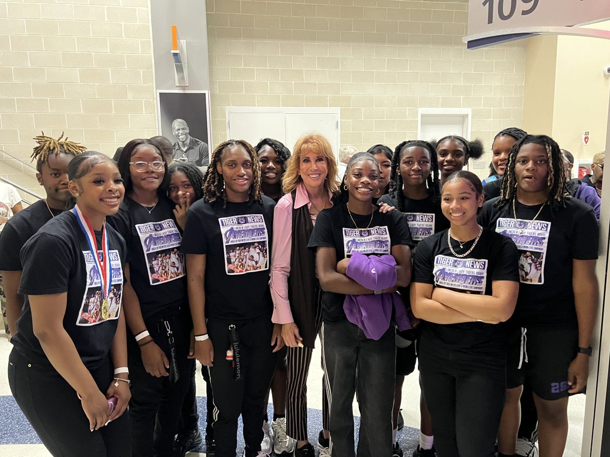 LadyTigersGBB (@gbbladytigers) on Twitter photo A true legend! Huge thanks to <a href="/NancyLieberman/">Nancy Lieberman</a> for taking the time to speak with our Lady Tigers last night. Another LEGENDARY moment for our Lady Tigers! 🏀🐅💜 <a href="/LegendaryLHS/">The Legendary Lincoln HS</a> <a href="/LHS5PS/">Lincoln Athletics</a> <a href="/dallasathletics/">Dallas ISD Athletics</a> A true legend! Huge thanks to <a href="/NancyLieberman/">Nancy Lieberman</a> for taking the time to speak with our Lady Tigers last night. Another LEGENDARY moment for our Lady Tigers! 🏀🐅💜 <a href="/LegendaryLHS/">The Legendary Lincoln HS</a> <a href="/LHS5PS/">Lincoln Athletics</a> <a href="/dallasathletics/">Dallas ISD Athletics</a>