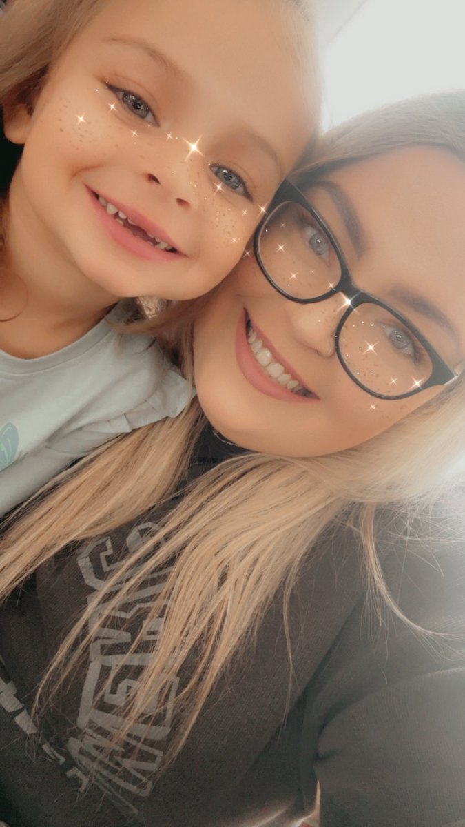 versxcetae's tweet photo. i haven’t posted anything on here since 2022 but hey it’s my birthday and my little girl is 3 now 🤍 https://t.co/cmCk86lcV8