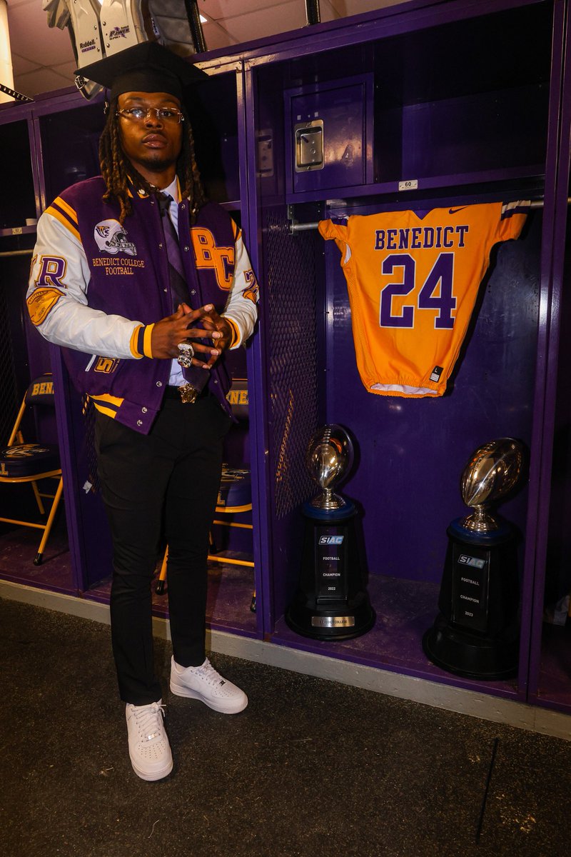 YrnDaemon's tweet image. I can finally say as a 1st-gen grad🥇 
They can say what they wanna say. Champions last forever, Legacies last forever, no matter what they say they can’t take that from you. Go Tigers! 
#LL24