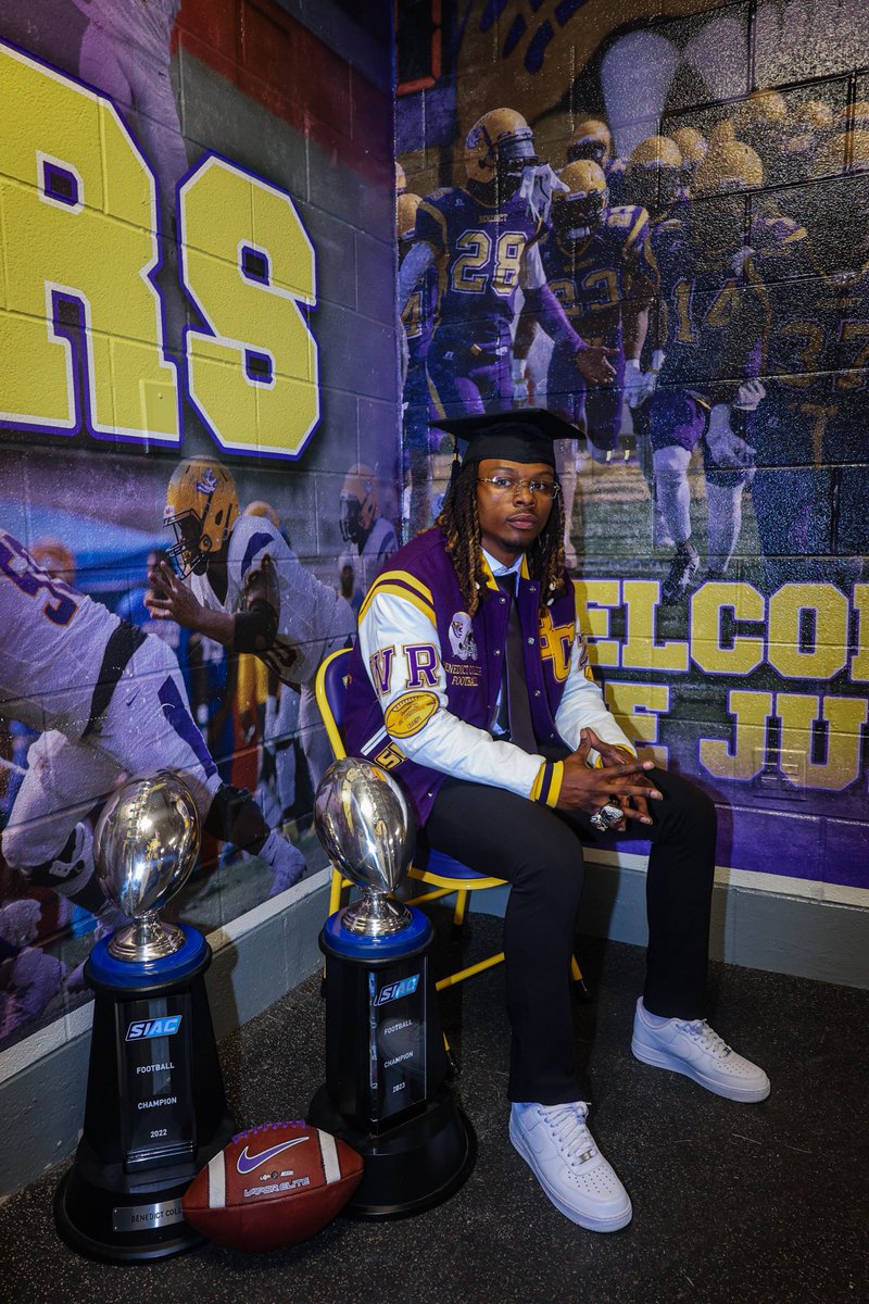 YrnDaemon's tweet image. I can finally say as a 1st-gen grad🥇 
They can say what they wanna say. Champions last forever, Legacies last forever, no matter what they say they can’t take that from you. Go Tigers! 
#LL24