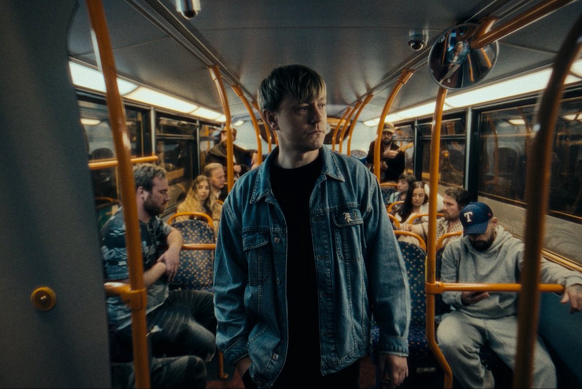 London Town - 30.05.25
Pre-save - distrokid.com/hyperfollow/he…