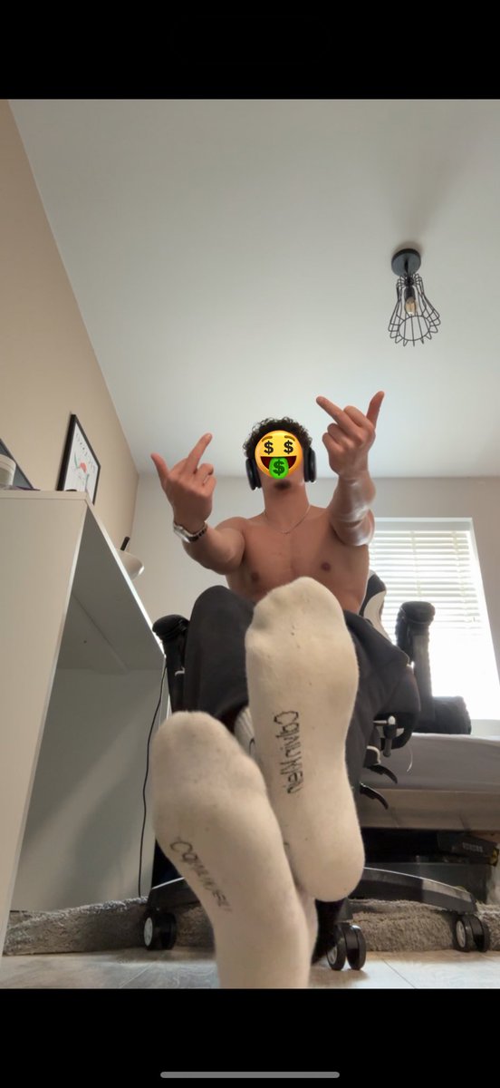 Alpha_AG1's tweet photo. I know u weak submissive subs wanna worship my feet😈

Get in my DM’s, Alpha is waiting 💪🏼

Come with Wallets open😵‍💫💵

Findom CashMaster https://t.co/NoTw24ASYq