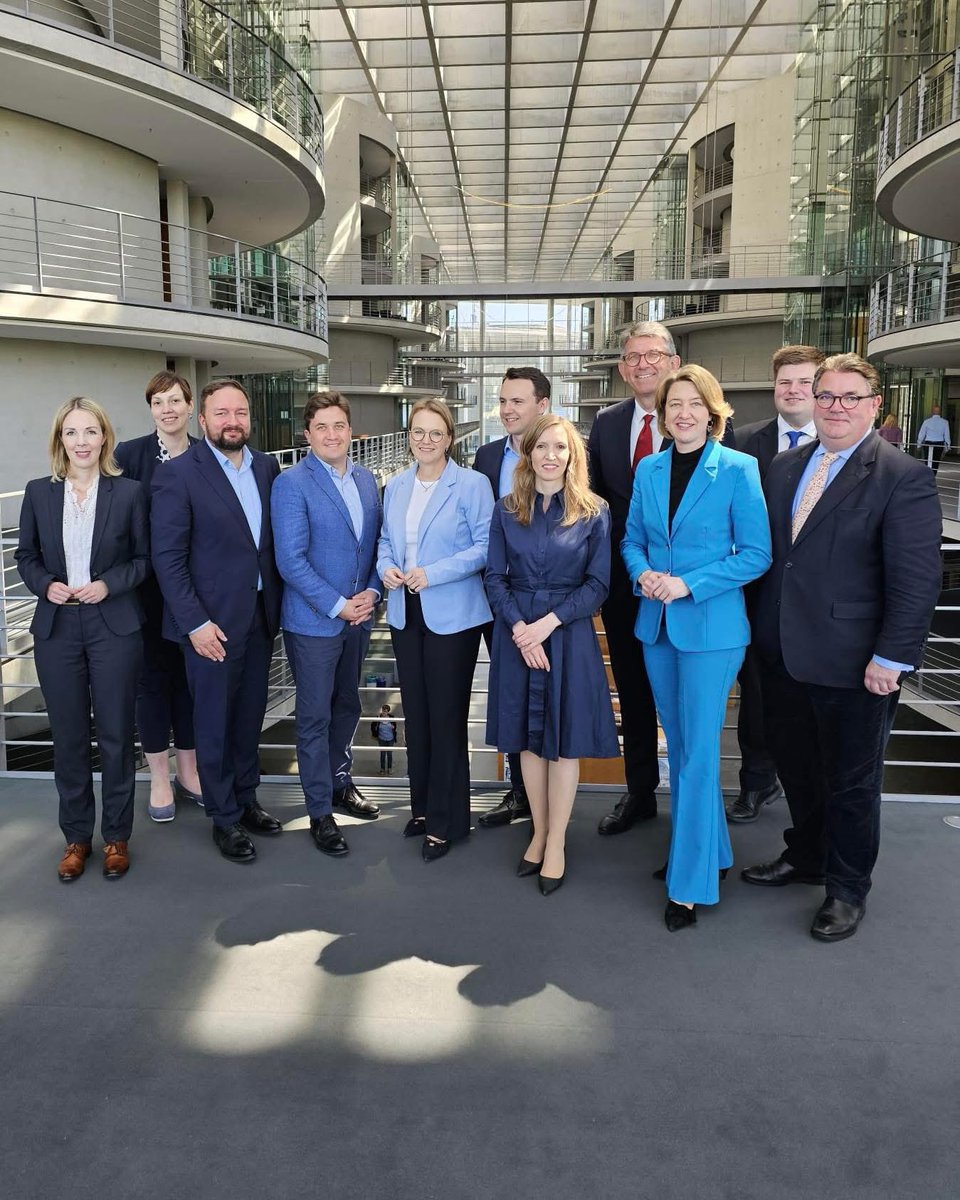 Austausch mit Kulturstaatsminister Weimer – für eine neue Kultur- und Medienpolitik

Heute hat sich die AG Kultur und Medien <a href="/cducsubt/">CDU·CSU</a> konstituiert. Zu Gast war Kulturstaatsminister Wolfram Weimer, mit dem wir über zentrale Themen der neuen Legislaturperiode sprechen konnten.