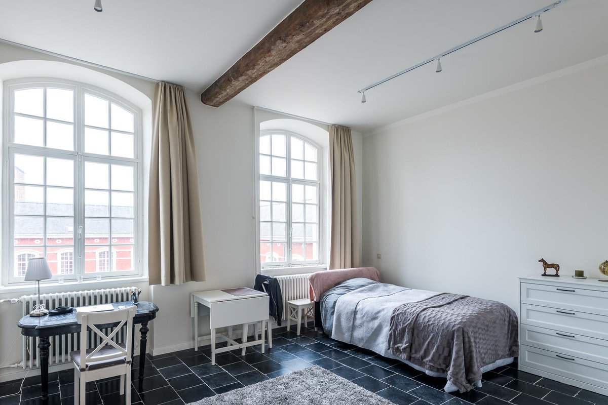 FKeuleneer's tweet photo. @terzaketv @tomvangrieken @PJDeSmedt Nog enkele foto's van de walgelijke huisjesmelkerij door de Augustijnen. @terzaketv https://t.co/1nzvfQWWMj