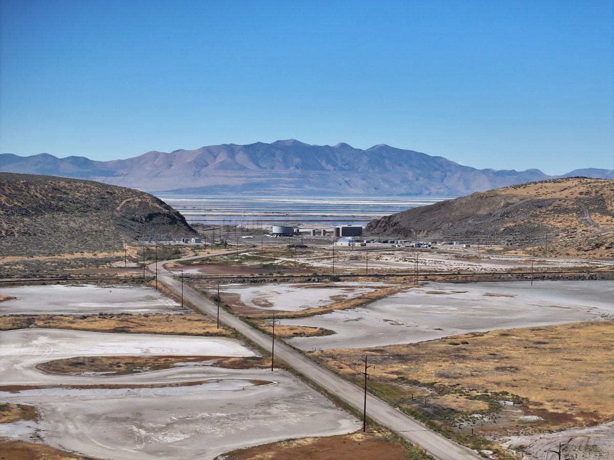 UTPortAuthority's tweet image. One year ago, the West Weber Project Area was approved—opening the door to major economic growth in northern Utah. With infrastructure underway and wetlands protected, it’s ready for business. inlandportauthority.utah.gov/all-news/one-y…