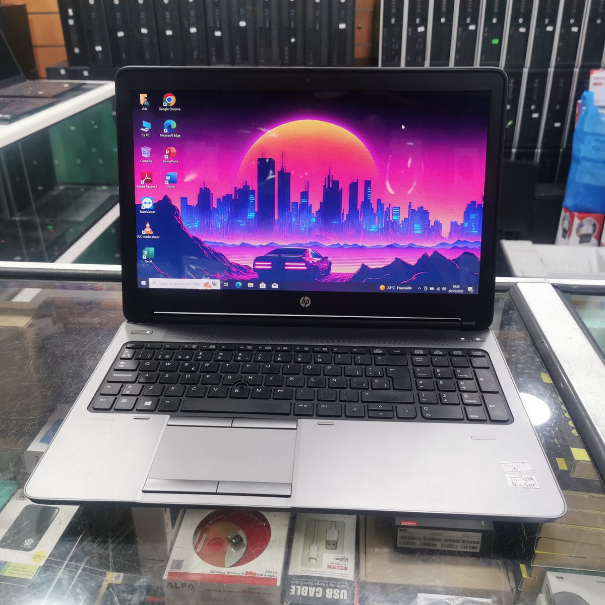 maxfor_systeme's tweet image. 💻 HP ProBook 650 G1 - 15.6”
🔹 i5-4200M | 4 Go RAM | 500 Go HDD
🔹 Intel HD 4600
🔋 Batterie excellente
✅ Garantie 3 mois
🚚 Livraison partout au Maroc
💰 Prix : 1300 DH
maxfor.ma🔥
📩 DM pour commander !
#HPProBook #LaptopMaroc #PCOccasion  #BonPlan #MaxforSystem