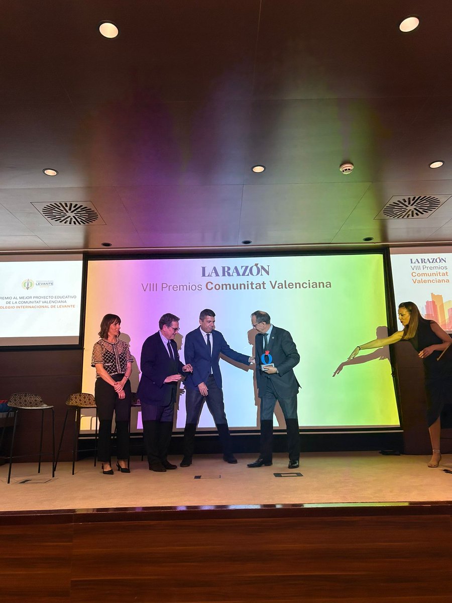 El Premio al Mejor Proyecto Educativo de la Comunidad Valenciana al <a href="/colintlev/">Colegio Internacional de Levante</a>  por ser "un ejemplo de internacionalización y multiculturalidad"