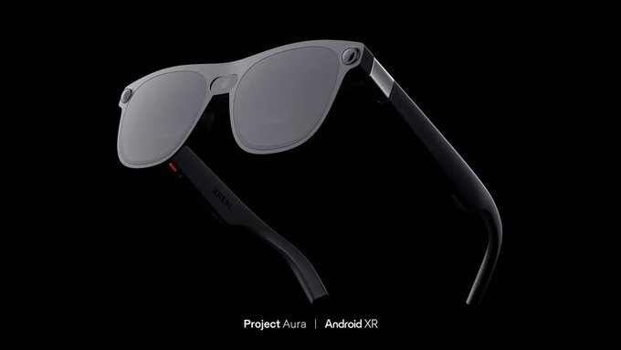 StockSavvyShay's tweet photo. THERE’S A NEW HORSE IN THE AR RACE

 $GOOGL UNVEILS AURA GLASSES TO CHALLENGE $META &amp; $AAPL -- LAUNCHING BY EARLY 2026 UNDER $1,000  👀 https://t.co/w5yXmXS7i1