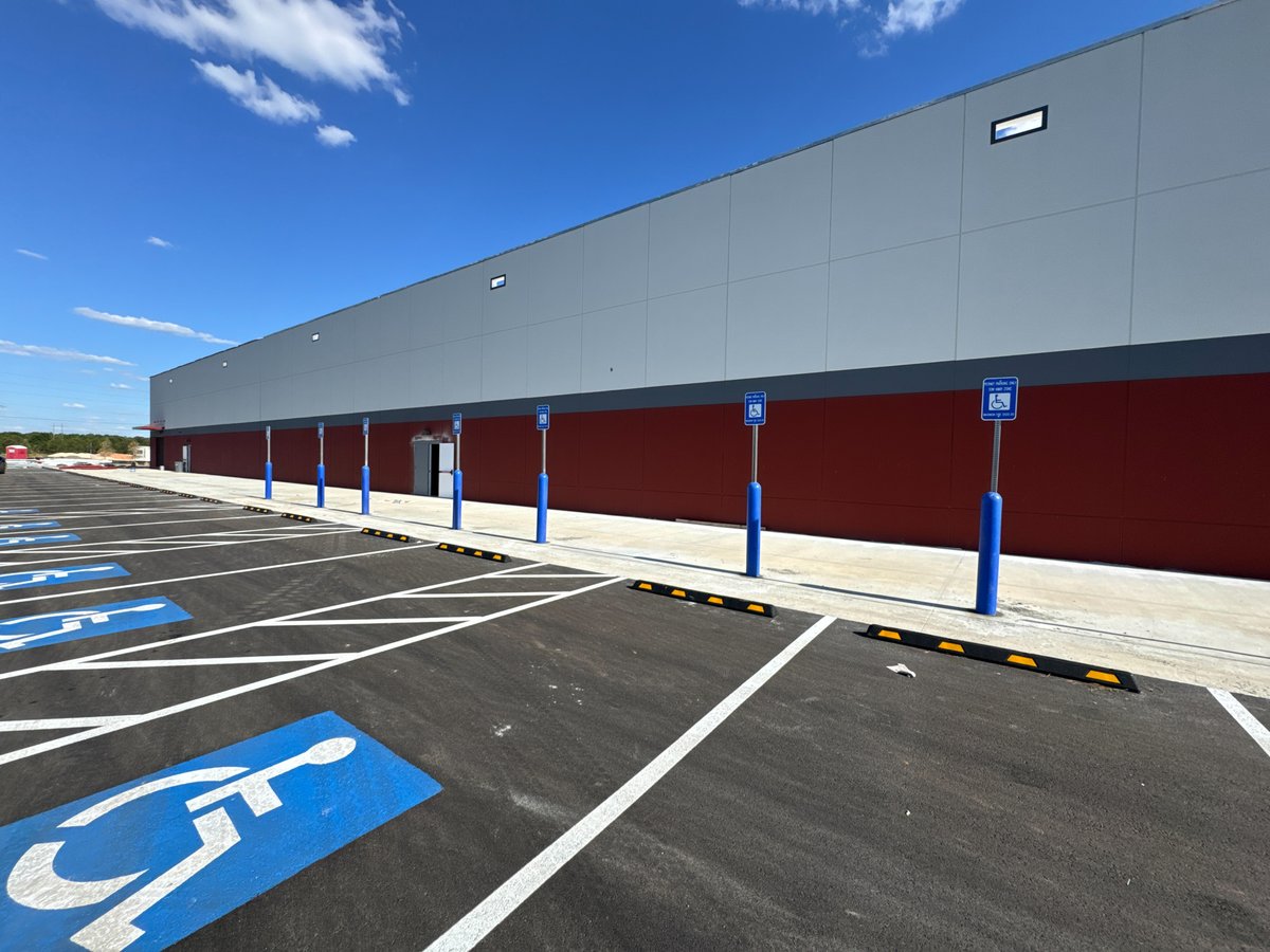 Progress is taking shape at our <a href="/BJsWholesale/">BJ's Wholesale</a> project in Warner Robins, GA! <a href="/BuiltechLLC/">Builtech Services</a> is proud to partner with <a href="/KimleyHorn/">Kimley-Horn</a> &amp; #CASCO on this 104,200 SF retail space—and excited for a 3rd BJ’s location coming soon. #BuildingwithBUILETCH #Builtech #BJs #RetailConstruction