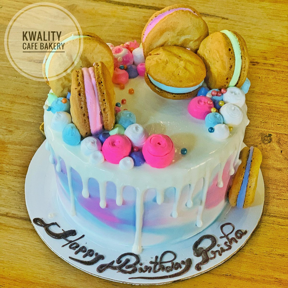 kwality_cafe's tweet photo. Because every birthday deserves a slice of sweetness 🎂✨ Celebrate the special moments with our handcrafted cakes!
#BirthdayCake #CakeGoals #SweetCelebration #CakesOfInstagram #HandcraftedWithLove #PartyVibes #DessertLovers #CelebrateWithCake
#KwalityKeepsQuality
#WeBakeMemories https://t.co/HS2MwiY5MP