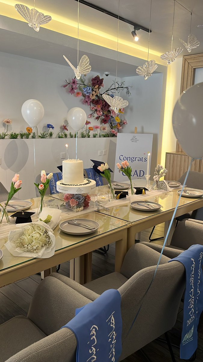 ✿◠‿◠☢️ tweet media