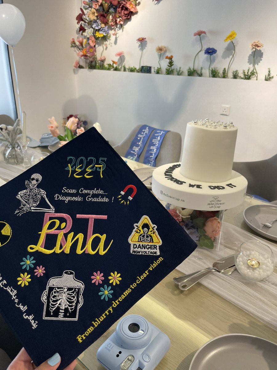 ✿◠‿◠☢️ tweet media