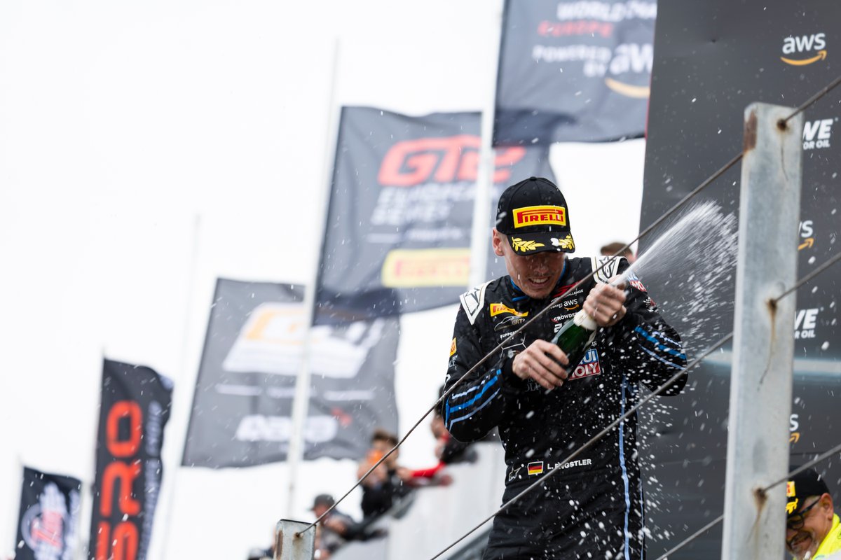 vinyi_arnau96's tweet photo. The best GT World driver shots from Zandvoort...🏎️

📸@vinyi_arnau96

#racing #racingislife #motorsport #instaracing #weliveforracing #gtworld #zandvoort https://t.co/VUYFNzbd2H