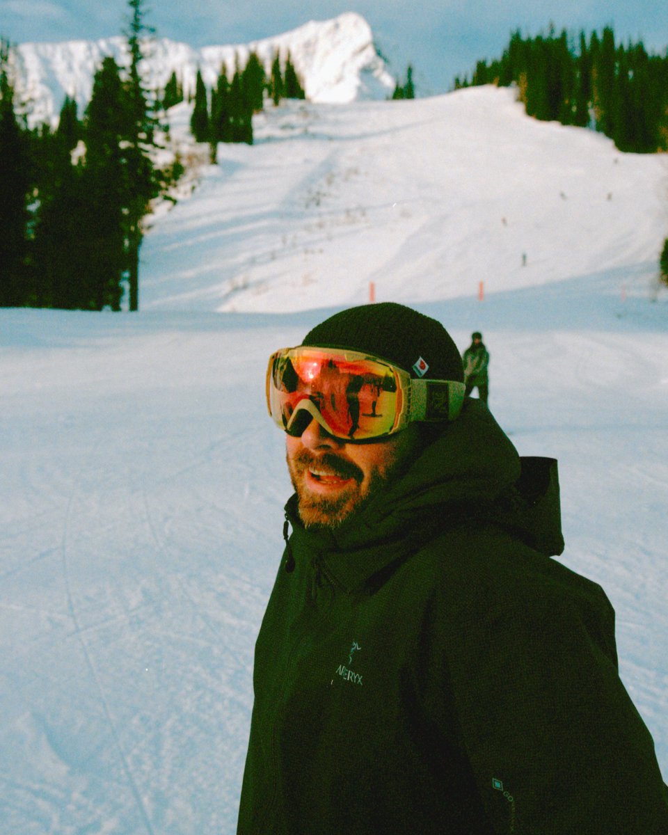nonstopsnow's tweet photo. Scenes from a past camp at @ferniealpineresot. Great memories with great people. We miss it already, but we're fired up to welcome many new and returning riders next season.⁠
⁠
Explore 25/26 Fernie camps via https://t.co/clr2dl5u4d. https://t.co/oIZ6AukwmQ