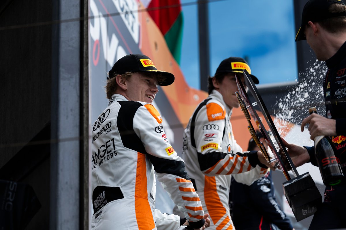 vinyi_arnau96's tweet photo. The best GT World driver shots from Zandvoort...🏎️

📸@vinyi_arnau96

#racing #racingislife #motorsport #instaracing #weliveforracing #gtworld #zandvoort https://t.co/VUYFNzbd2H