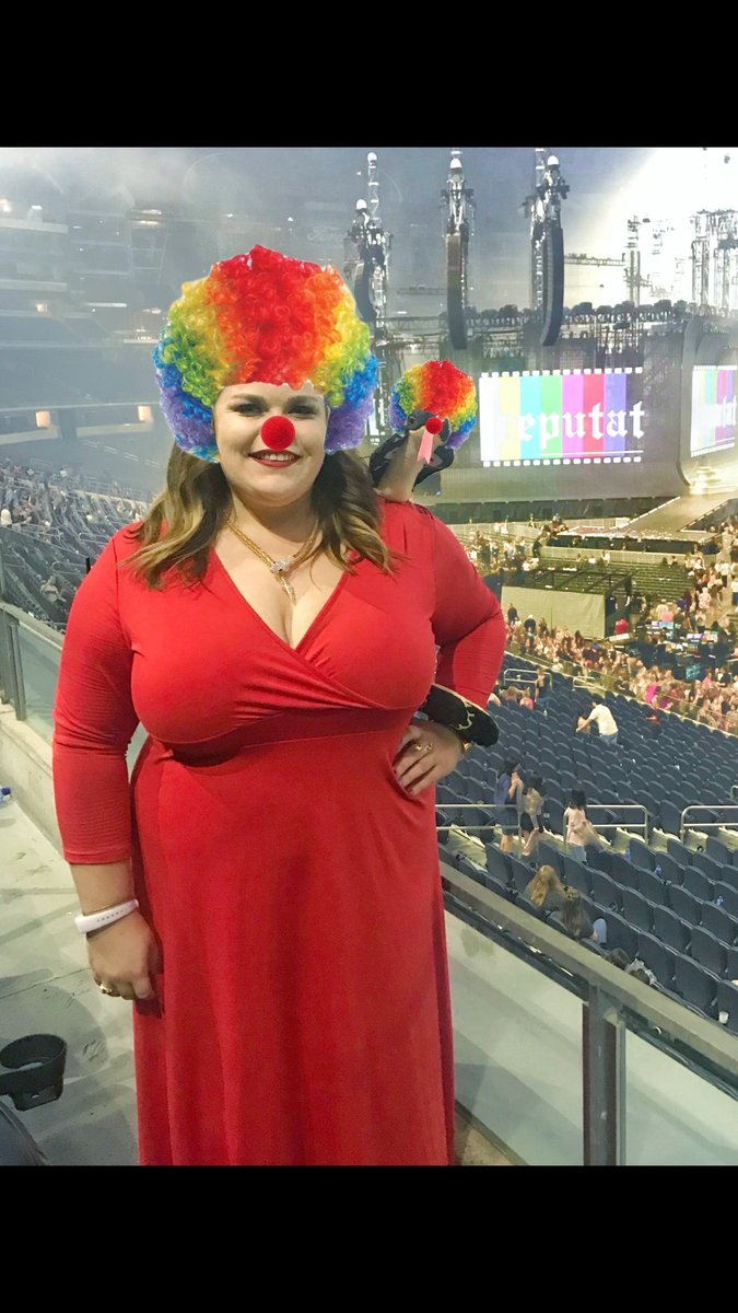 sorikki2think's tweet photo. New Profile Picture for the AMAs? https://t.co/thlWNXUidH