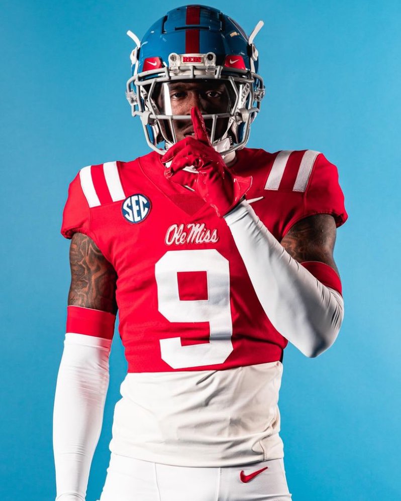 jamyan_theodore's tweet image. #AGTG After a great conversation with @CoachSchoonie , i’m extremely blessed to have received my 24th D1 offer from the University of Mississippi.
@Lane_Kiffin @ErikKimrey @JaylonBaker_ @adamgorney @SWiltfong_ @ChadSimmons_ @GregBiggins @TomLoy247 @samspiegs