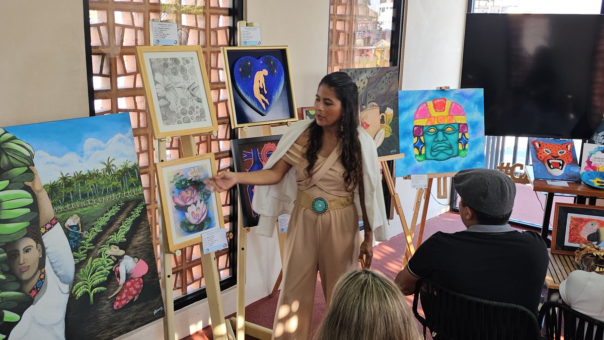 cachacacao's tweet photo. Este 17 de mayo, el colectivo "Los Coloristas: Los Rotos" presentó la exposición visual "Corazónes Rotos".
Agradecemos la compañía de licenciado Guillermo Narváez Osorio, Rector de la Universidad Juárez Autónoma de Tabasco y la Lic Aura Estela Noverola Alcocer

#LegadoUJAT https://t.co/XijmPoJsKC