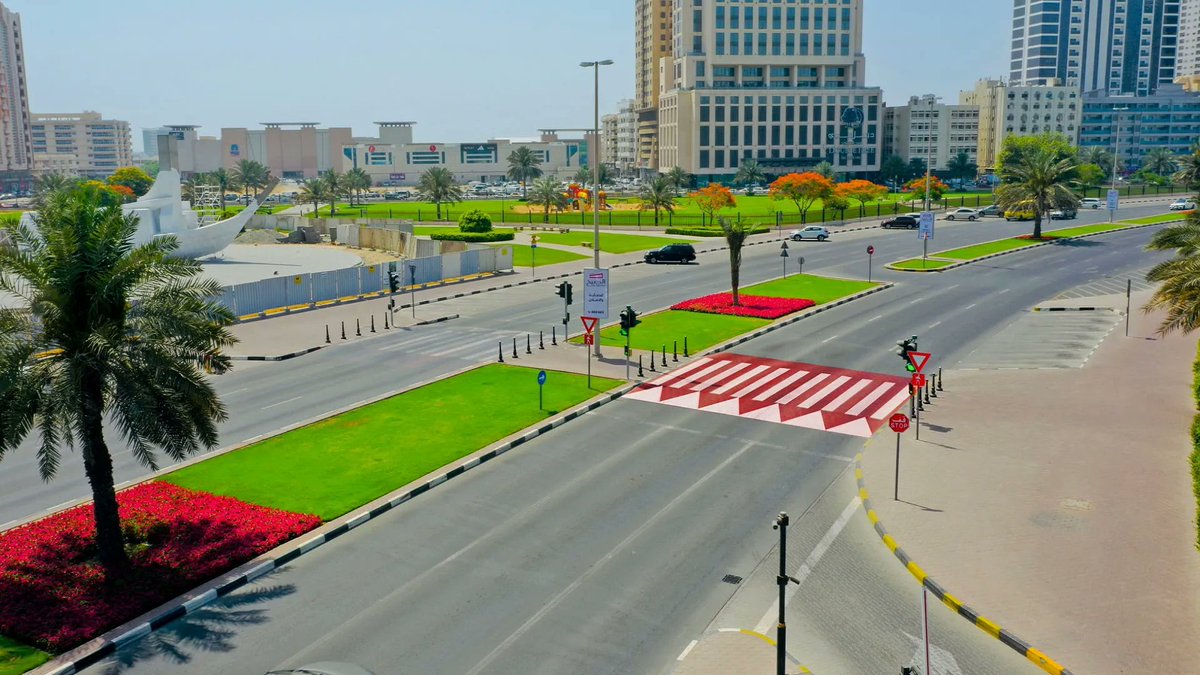 sharjah24's tweet photo. #SRTA inaugurates smart traffic signals to enhance flow https://t.co/Dz15rNP7Dl
#Sharjah24 https://t.co/WhR878DMR7