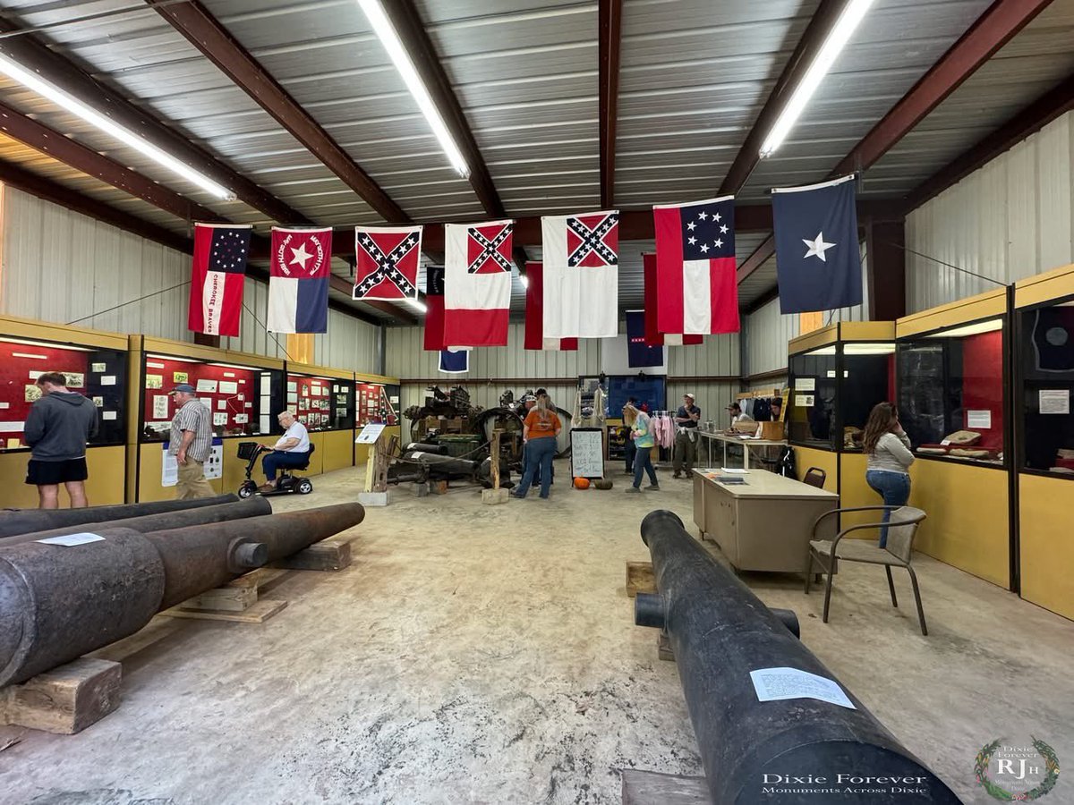Phil_Lewis_'s tweet photo. The Fort Branch Historical Society in North Carolina recently announced a large tree fell on its museum last month, completely destroying it 

Here’s before and after photos of the museum, which aims to “protect the ‘lifeline’ of the confederacy” https://t.co/mlNv5Ptq6r