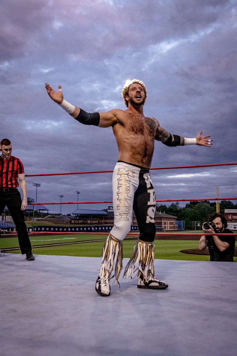 Maserati Wes (@wesbarkley) on Twitter photo 🔥 <a href="/IWCwrestling/">IWC Wrestling</a> x <a href="/WashWildThings/">Washington Wild Things</a> 🔥
🗣️ TALKING MY TALK!! 🗣️
🎥: <a href="/Triller_TV/">TrillerTV</a>
📸: <a href="/rpwwrestling138/">Bobby “Potter” Piskor</a> 🔥 <a href="/IWCwrestling/">IWC Wrestling</a> x <a href="/WashWildThings/">Washington Wild Things</a> 🔥
🗣️ TALKING MY TALK!! 🗣️
🎥: <a href="/Triller_TV/">TrillerTV</a>
📸: <a href="/rpwwrestling138/">Bobby “Potter” Piskor</a>