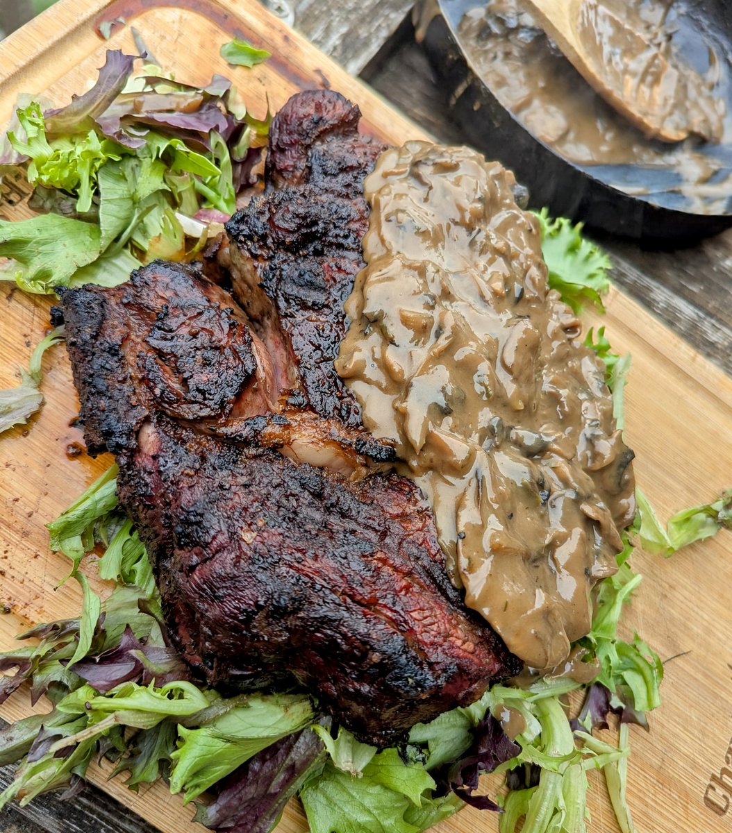 jayclark0106's tweet photo. Oh.... It's looking good ๐ฅ๐ฅ๐ #Steak #Sauce #RustyBucket #TikiBBQ https://t.co/AX828WghP2