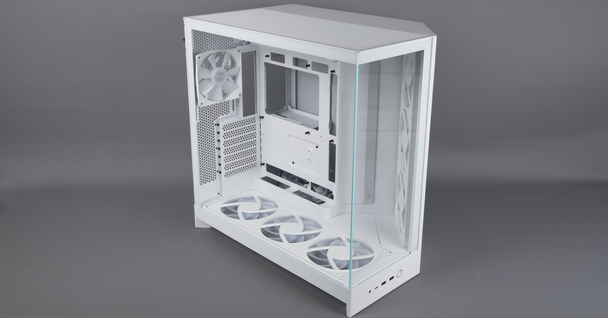 Modding.fr (@moddingfr) on Twitter photo On a passé au crible le H9 Flow RGB de <a href="/NZXTFrance/">NZXT France 🇫🇷</a> : design soigné, flux d’air optimisé, et un bon gros focus sur le RGB.
Le boîtier vaut-il vraiment son prix ? Réponse ici :
📷 modding.fr/test-boitier-n… On a passé au crible le H9 Flow RGB de <a href="/NZXTFrance/">NZXT France 🇫🇷</a> : design soigné, flux d’air optimisé, et un bon gros focus sur le RGB.
Le boîtier vaut-il vraiment son prix ? Réponse ici :
📷 modding.fr/test-boitier-n…