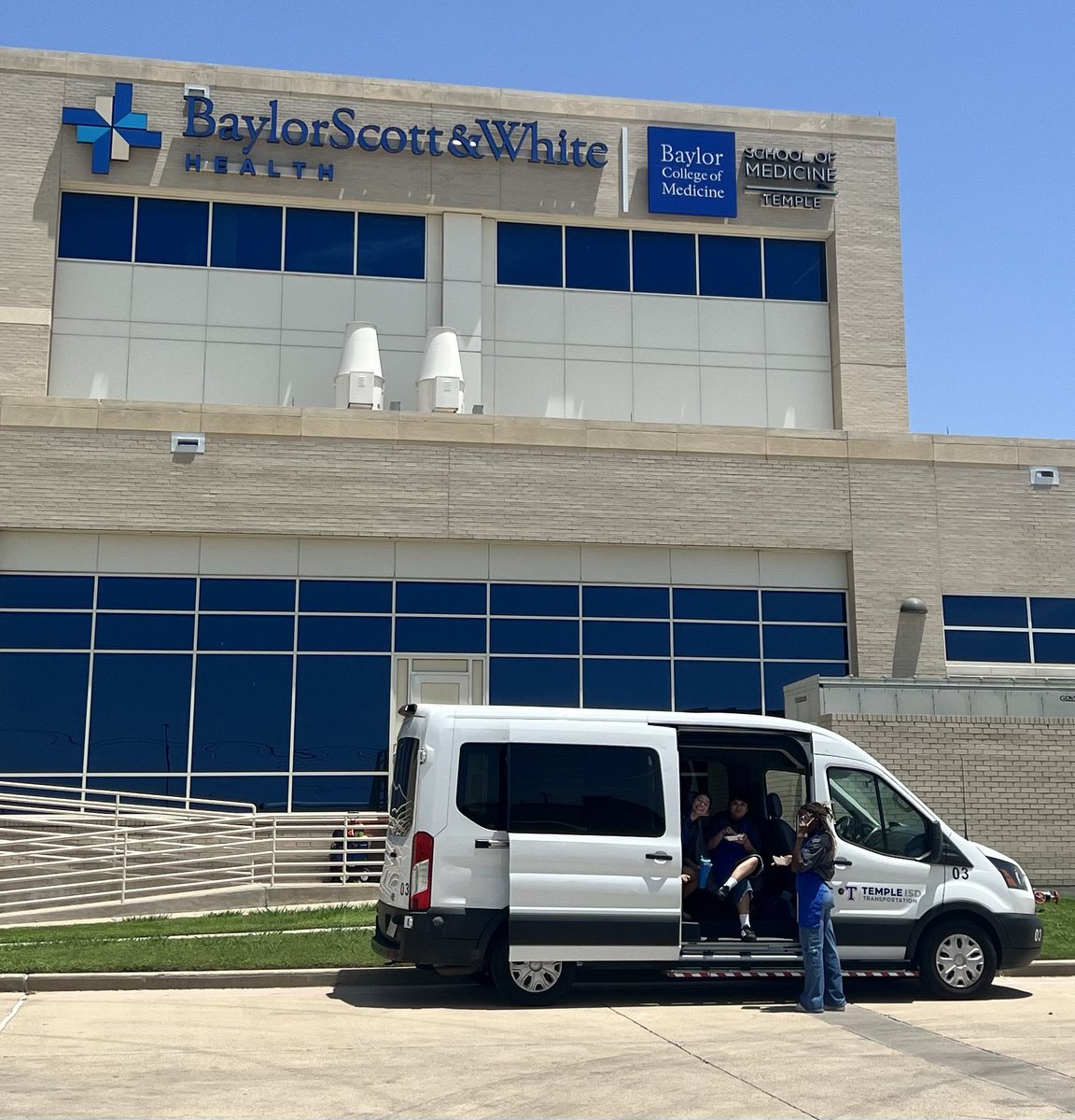 CTE_TISD's tweet image. One last catering for this school year. Thank you Baylor a College of Medicine for allowing us to serve your staff and students. #WorkforceReady